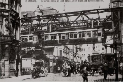 Barmer Schwebebahn2.jpg