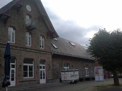 Bahnhof 342424.jpg