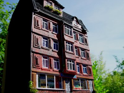 DSC07005 750X562.jpg