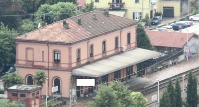 1 Bahnhof.JPG