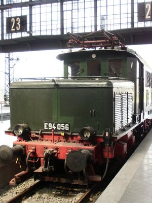 E 94 056.JPG