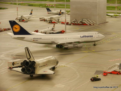 Shuttle_und_747.jpg