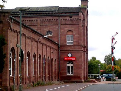 Freie Fahrt für freie Bahnhöfe.jpg