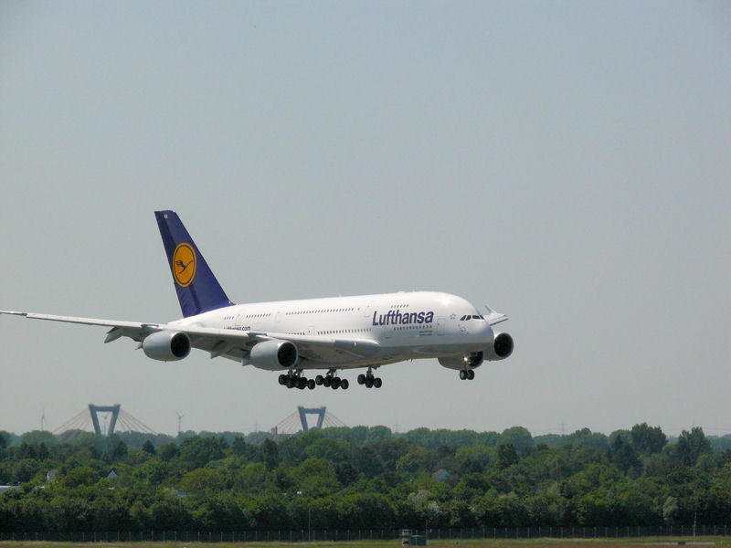 a380-2.JPG