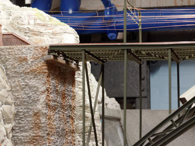 Österreich Brücke 21.5 Eine halbe Brücke Richtung Knuffingen.jpg