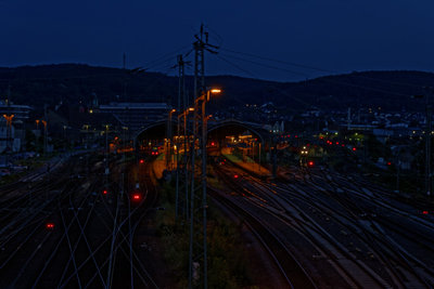 Hagen Hbf am frühen Abend.jpg