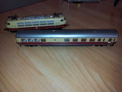 3357mit Wagen_1_klein.jpg