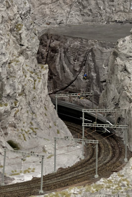 Bergsteiger unterhalb der Trittstelle.jpg