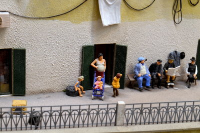 Miniatur Wunderland Bella Italia 34  Amalfiküste Atrani Dächer 2016.jpg