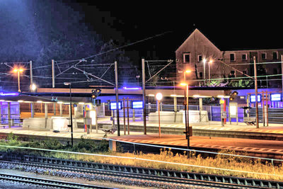 Bahnhof bei Nacht2.jpg