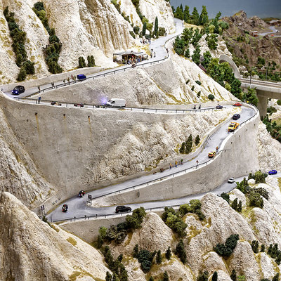 Bergstrasse oberhalb von Pompeji.jpg