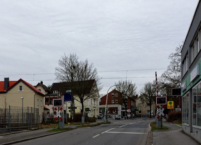 Bahnübergang im Winter.jpg