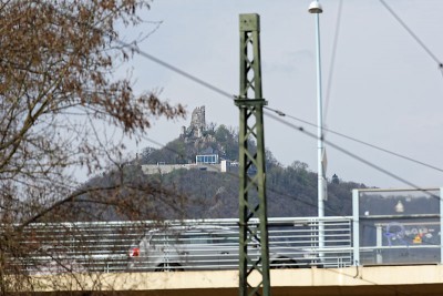 Brücke mit Aussicht.jpg