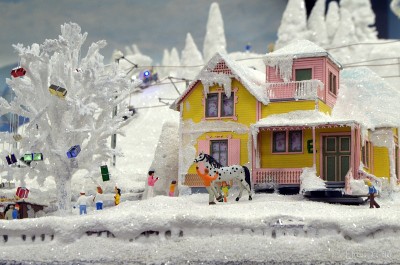 Miniatur Wunderland Skandinavien (1) Villa Kunterbunt.jpg
