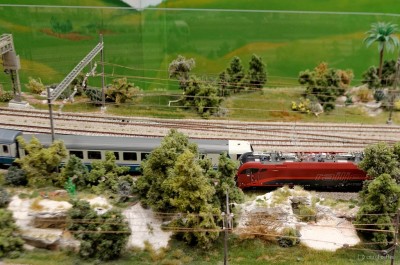 Miniatur Wunderland Eisenbahn (2).jpg