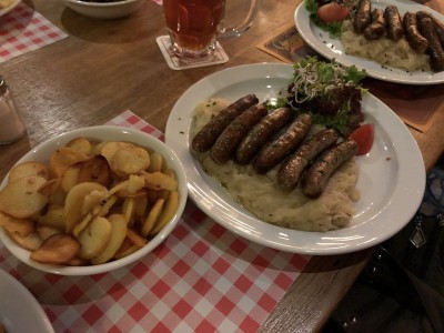 hier (1).jpg