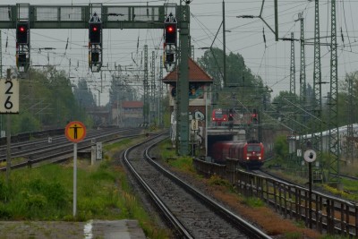 Bauwerke und Bahnen.jpg