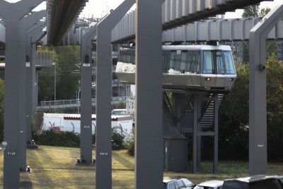 Skytrain Düsseldorf Flughafen.jpg