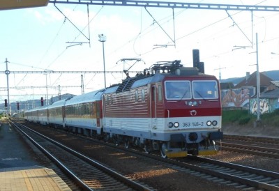 Class 363.JPG