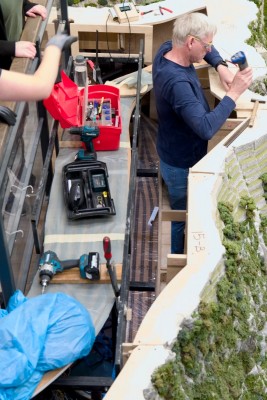 Wolfgang beim Gleisbau.jpg