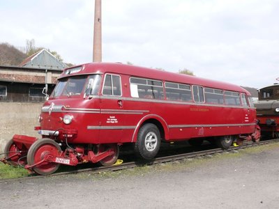 schistrabus01.jpg