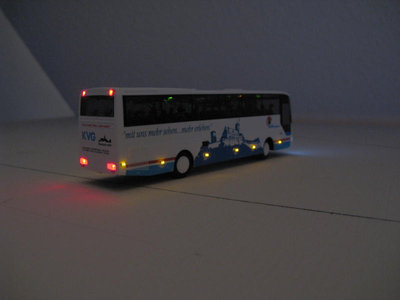 Bus beleuchtet Beifahrerseite (1)2.jpg