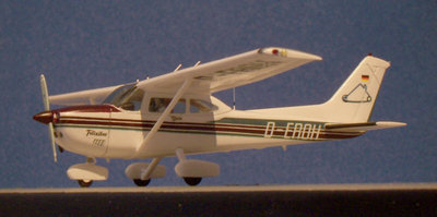 kra-cessna23b.jpg