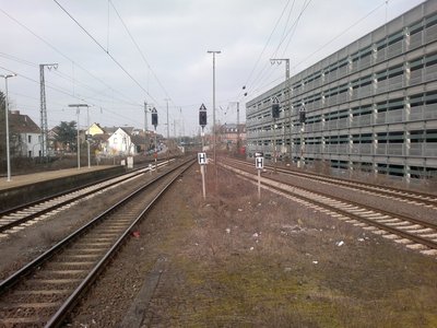 Brücke weit entfernt.jpg