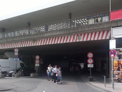 Bahnhofbrücke 1357.jpg