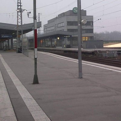 Bahnhof 989877.jpg