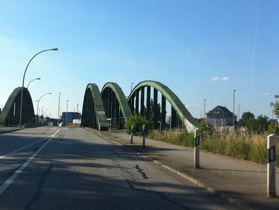 nebenbahnbrücke.jpg