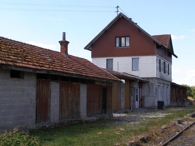 Bahnhof antik.JPG