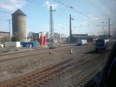 Drehscheibe Bremen Hbf Gegenschuss.jpg